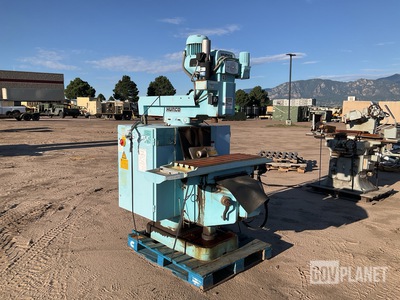 Hurco KM3P Vertical Milling Machine