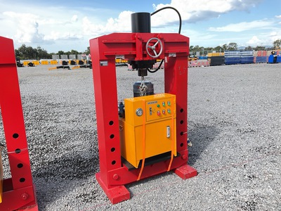 2026 100 Ton Prensa Hidraulica (Sin Usar) / Hydraulic Shop Press (Unused)