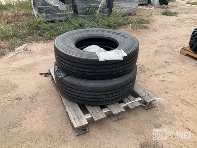 (2) Firestone 315/80R22.5 Tires