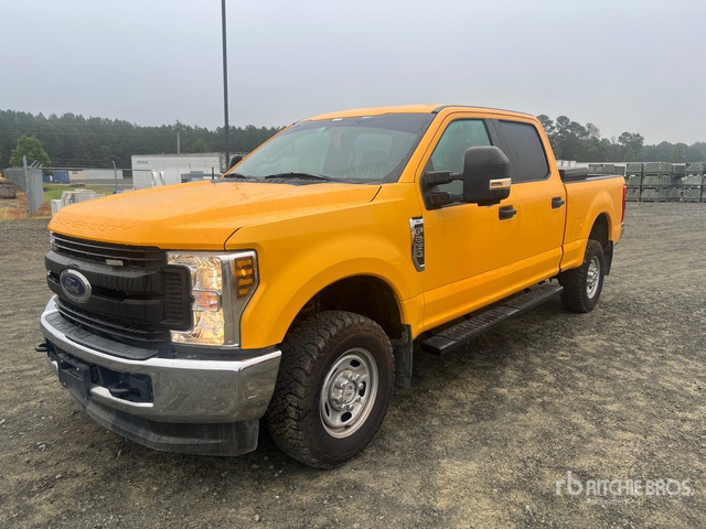 2018 Ford F-250 4x4 Crew Cab Pickup