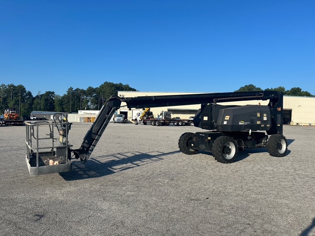 2015 JLG 800AJ 4WD Dual Fuel Articulating Boom Lift 2015 JLG 800AJ 4WD Dual Fuel Articulating Boom Lift