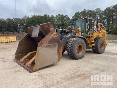 2013 John Deere 744K Wheel Loader