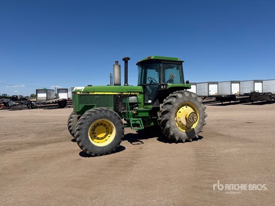 1989 John Deere 4955 4WD Tractor