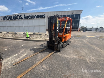 2010 Hyster S50FT 5000 lb Pneumatic Tire Carretilla Elevadora