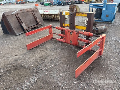 76 in x 45 in Bale Squeeze Attachment