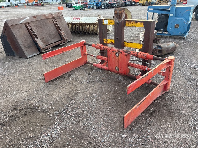 76 in x 45 in Bale Squeeze Attachment