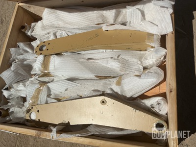 (10) Pearson Engineering PE33069 Trailing Arms