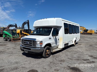 2017 Ford E450 Elkart 4x2 24-Seat Mini Bus