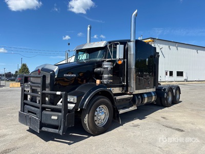 2013 Kenworth T800 6x4 T/A Sleeper Truck Tractor