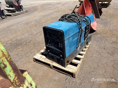 Miller 70 A Skid-Mounted Multi-Process Engine Driven Welder