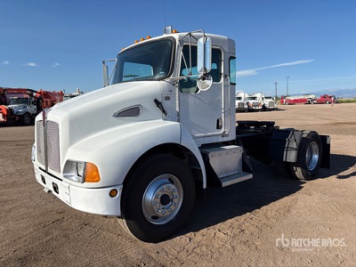 2007 Kenworth T300 4x2 Cabeza Tractora Cabina Corta