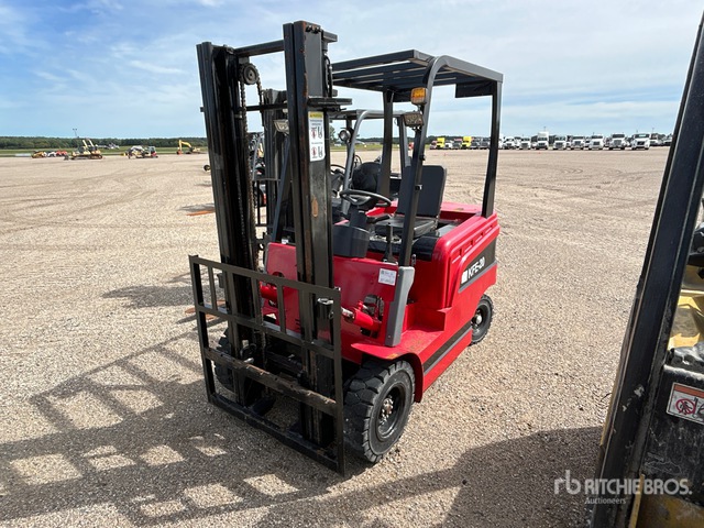 2025 AGT KFE-20 4409 lb Electric Forklift