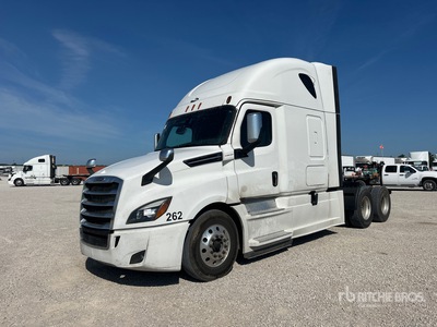 2020 Freightliner Cascadia 126 6x4 3- Achs Sattelzugmaschine mit Schlafkabine