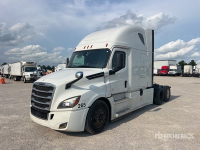 2020 Freightliner Cascadia 126 6x4 T/A Sleeper Truck Tractor