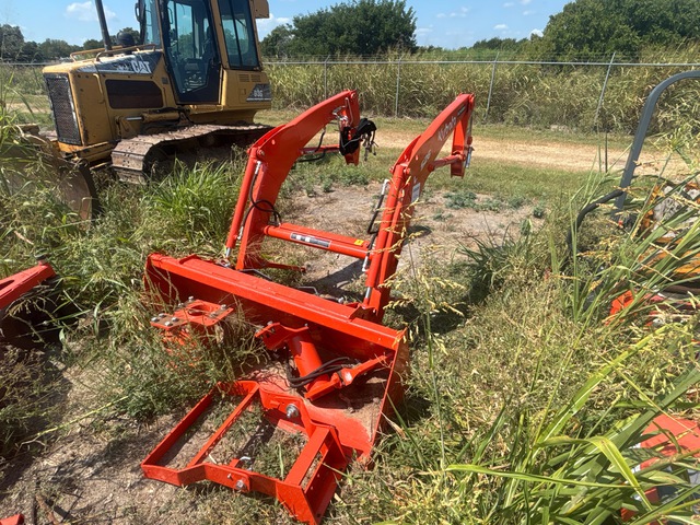 2023 Kubota LA526 Front Loader Attachment