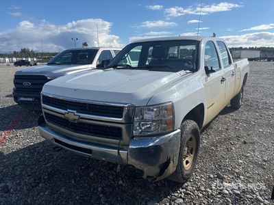 2010 Chevrolet Silverado 2500 4x4 Pickup