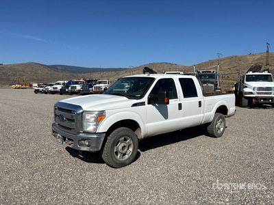 2013 Ford F-250 XLT 4x4 Crew Cab Pickup