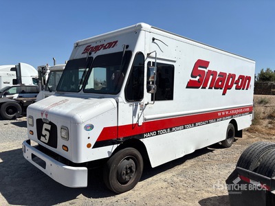 2012 Freightliner MT45 4x2 Step Van