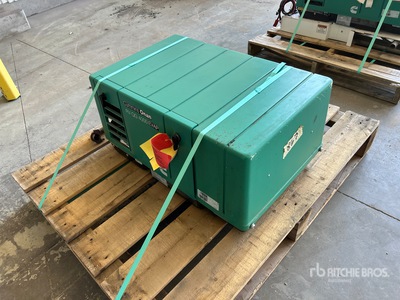 Cummins Onan RV QG 4000 4 kVA مولد
