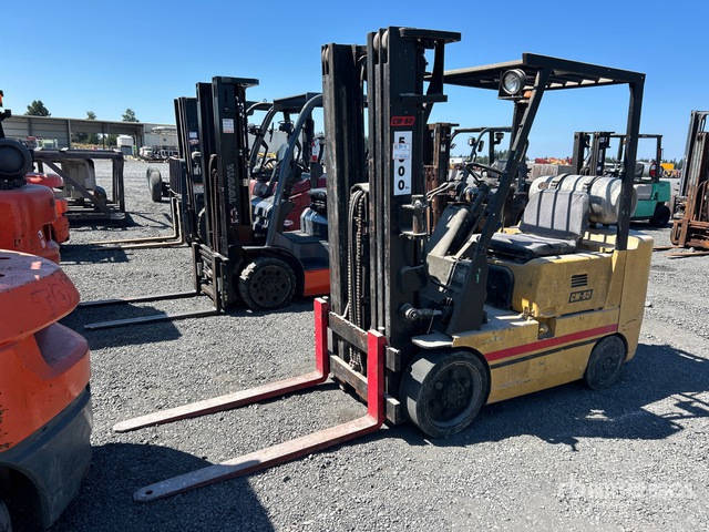 1996 Mitsubishi FGC25 4700 lb Cushion Tire Forklift