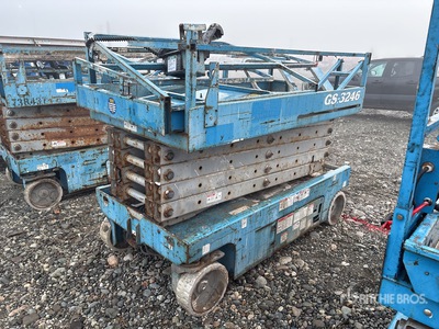 2004 Genie GS3246 Electric Scissor Lift