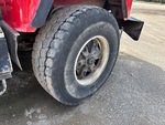 Underbody with Right Steer Tire