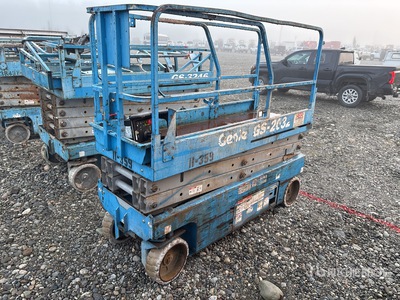 2004 Genie GS2032 Electric Scissor Lift