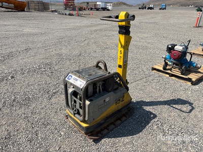 2020 Wacker Neuson DPU5545Heh Reversible ضاغطة الألواح الاهتزازية