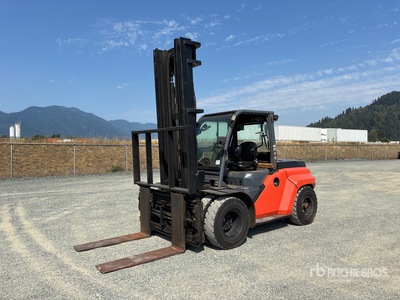 2020 Toyota 8FD70U 13400 lb Pneumatic Tire Forklift