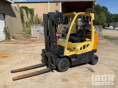 2016 Hyster H80 FT 8150 lb Cushion Tire フォークリフト