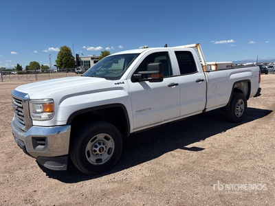 2018 GMC Sierra 2500HD 4x4 Crew Cab Pickup