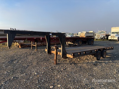 2000 Custom Built 18 ft T/A Gooseneck Flatbed Trailer