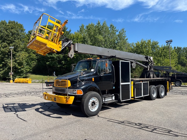 Manitex SC85 24000 lb Straight Boom on 2004 Sterling Acterra 6x4 Boom Truck