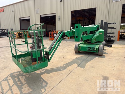 2015 JLG E450AJ Articulating Boom Lift