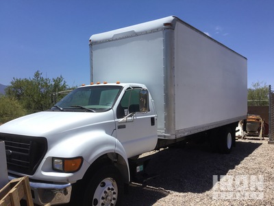 2000 Ford F-650 XL 4x2 Van Truck