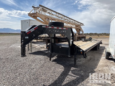 2023 PJ 30 ft T/A Gooseneck Equipment Trailer