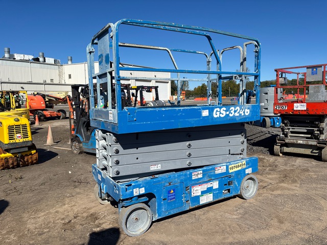 2018 Genie GS-3246 Electric Scissor Lift