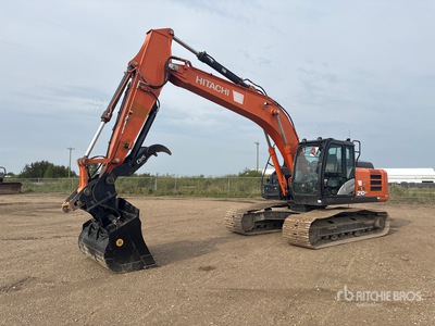 2020 Hitachi ZX210LC-6N 油圧ショベル