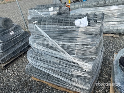 Quantity of (10) x 4 ft Galvanized Farm/ Multiuse Clôture (Unused)