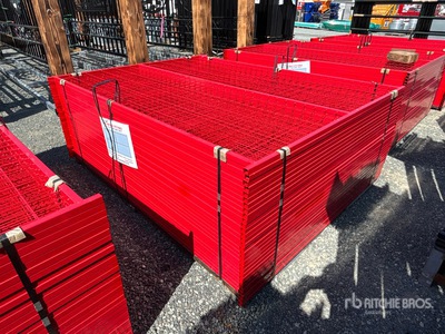 Quantity of (30) Canex 8 ft x 6 ft Powder Coated サイト フェンス (Unused)