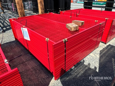 Quantity of (30) Canex 8 ft x 6 ft Powder Coated サイト フェンス (Unused)