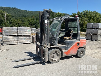 2020 Toyota 8FDU30 5820 lb Pneumatic Tire Wózek widłowy