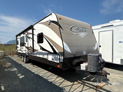 2015 Cougar 30 ft T/A Travel Trailer