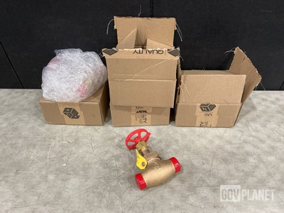 (136) Milwaukee Valve 1590T-114 Globe Valves