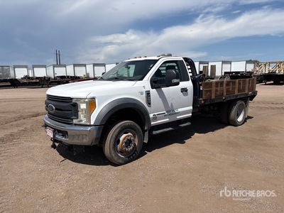 2017 Ford F-550 XL 4x4 Flatbed Truck