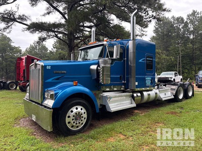 2014 Kenworth W900 6x4 T/A Sleeper Truck Tractor (Inoperable)