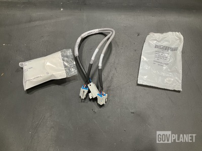 (152) Angle Brackets, (472) Flat Washers, (11) Cables & Assorted Items