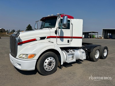 2013 Peterbilt 384 6x4 Cabeza Tractora Cabina Corta