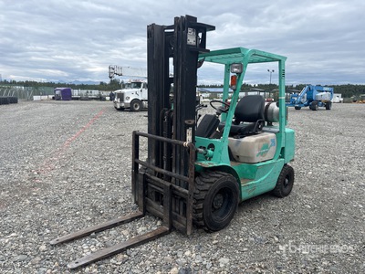 Mitsubishi FG25 3910 kg Pneumatic Tire Forklift