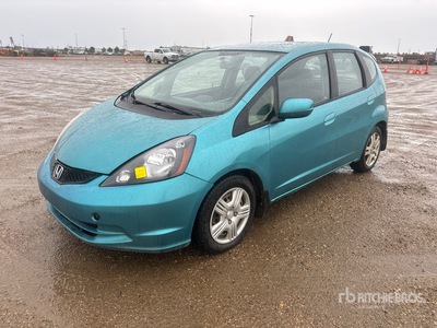 2013 Honda Fit سيارة